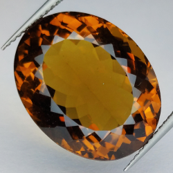 22.71ct Cuarzo Honey talla oval 19x15mm