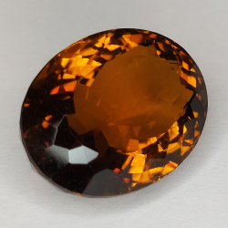 22.71ct Cuarzo Honey talla oval 19x15mm