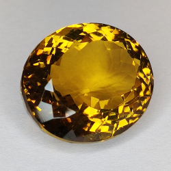 22,30ct Honigquarz ovaler Schliff 18x16mm