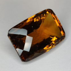 28,46ct Honigquarz Kissenschliff 22x14mm