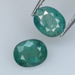 1.24ct Grandidierit Ovalschliff 6 x 5mm