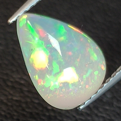 Äthiopischer Opal (Wello) Birnenschliff 10,25 x 8,14 mm 1,59 ct