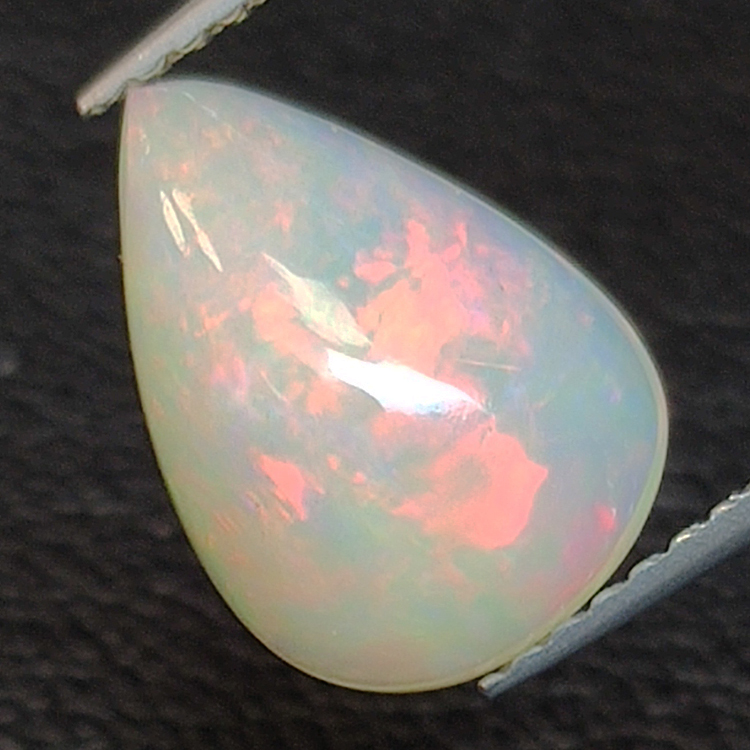 Äthiopischer (Wello) Opal im Birnenschliff 11.72 x 8.39 mm 1.93ct