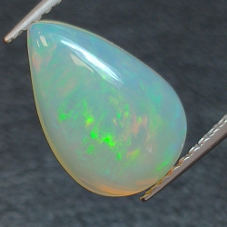 Äthiopischer (Wello) Opal im Birnenschliff 12.34 x 8.17mm 2.20ct