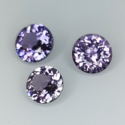 Spinel round size  4.45 a 4.87 mm 1.30ct