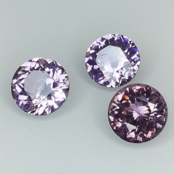 copy of Spinel round size  4.66 a 5.13 mm 1.53ct