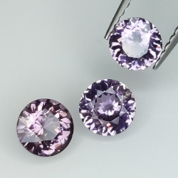 copy of Spinel round size  4.66 a 5.13 mm 1.53ct