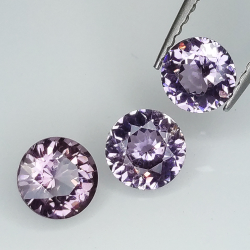 copy of Spinel round size  4.66 a 5.13 mm 1.53ct