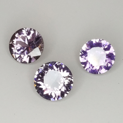 Spinel rond coupé  4.52 à 4.97 mm 1.17ct