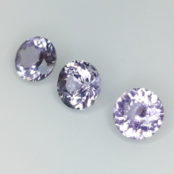 Spinel round size 4.65 a 5.02 mm 1.46 ct