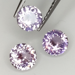 Spinel round size 4.58 a 4.65 mm 1.09 ct