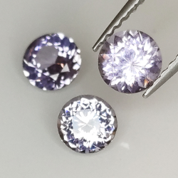 Spinel round size 4.52 a 4.91 mm 1.31ct