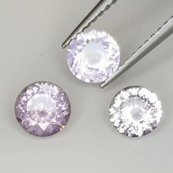 Spinel round size 4.83 a 5.11 mm 1.48 ct