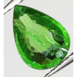 1,07 ct Granato Tsavorite taglio a pera 7.30x5.16mm