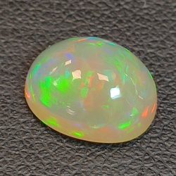 Opal Ethiopia oval cut 2.45 ct