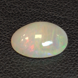 Opal Äthiopien im Ovalschliff 1.66 ct