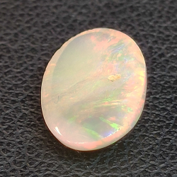 Opal Ethiopia oval cut 1.66 ct