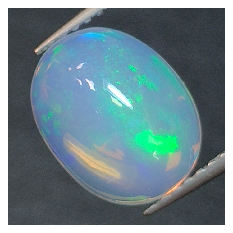 Opal Äthiopien im Ovalschliff 2.19 ct