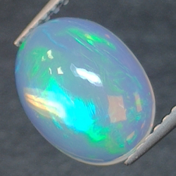 Opal Äthiopien im Ovalschliff 1.88 ct