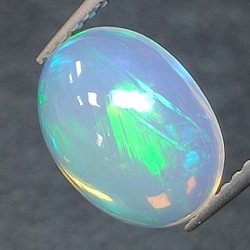 Opal Ethiopia oval cut 1.88 ct