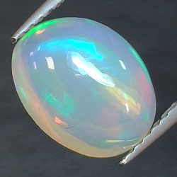 Opal Ethiopia oval cut 1.85 ct