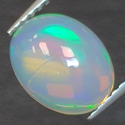 Opal Äthiopien im Ovalschliff 1.85 ct