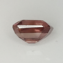 0,81 ct Padparascha-Saphir im Smaragdschliff, 5,39 x 4,15 mm