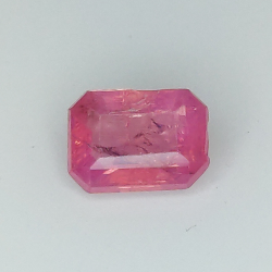 0.71ct Zafiro Padparascha talla esmeralda 6,02x4,40mm