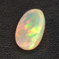 Opal Ethiopia oval cut 1.98 ct