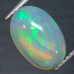 Opal Ethiopia oval cut 1.75 ct