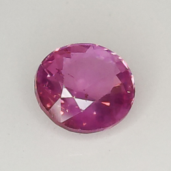 0,58 ct rosa Saphir im Rundschliff 4,98 x 2,60 mm