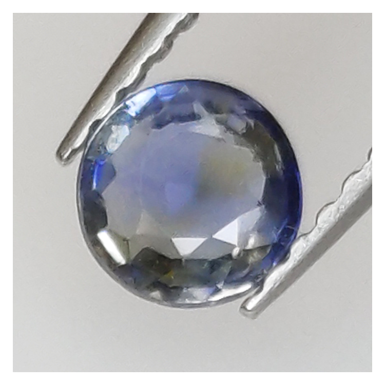 0,52 ct Saphir bleu taille ronde 4,86x2,18 mm