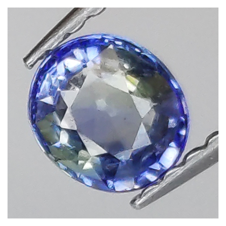 0,56 ct Saphir bleu taille ovale 5,06x4,43 mm