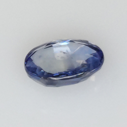 0.87ct Zafiro azul talla oval 6,38x4,91mm