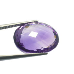 23,04 ct Amethyst im Ovalschliff 19,96 x 15,73 mm