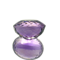 28,04 ct. Amethyst im Ovalschliff 20,83 x 16,54 mm