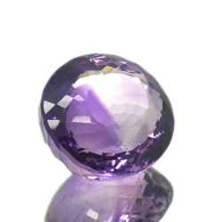 27,01 ct Amethyst im Ovalschliff 21,31 x 16,47 mm