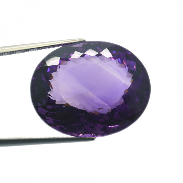 26,21 ct Amethyst im Ovalschliff 20,32 x 17,08 mm