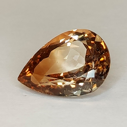 6.98ct Topacio Champagne talla pera 14,11x9,80mm