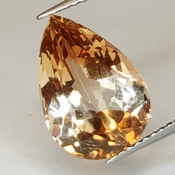 6.98ct Pear Cut Champagne Topaz 14,11x9,80mm