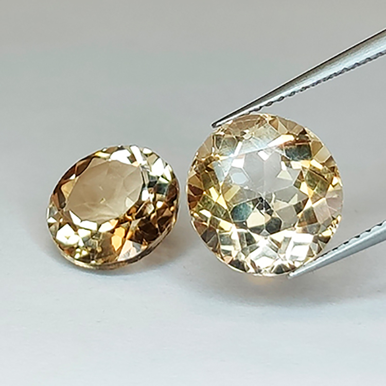 9.67ct Brown Topaz Round Cut 10.54 x 6.58mm