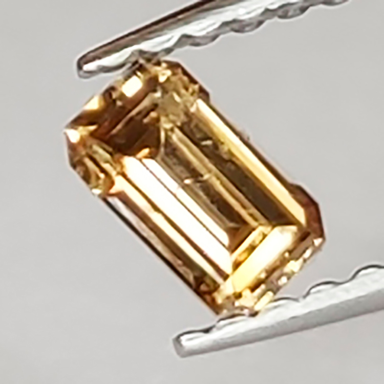 0,20ct Diamante Brown 4,50 x 2,70mm