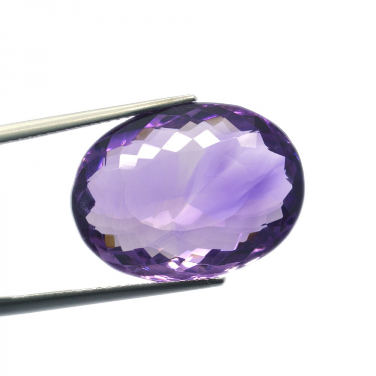 Améthyste taille ovale 26,55 ct 19,61x16,62 mm