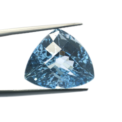 19,43 ct. topas Trilliand schnitt