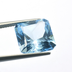 10,14 ct. Blue Topaz Princess Cut