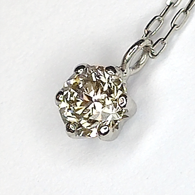 Diamond pendant with platinum chain 0.20 ct