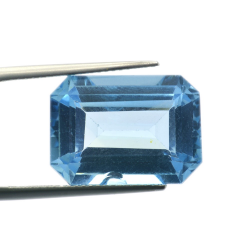 18,52 ct. Blue Topaz Octogon Cut