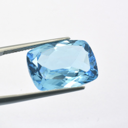 15,67 ct.. Blue Topaz Cuscino