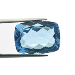 15,67 ct Blue Topaz Coussin