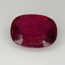 5.32ct Tourmaline Rubellite Coupe Ovale 12.70x9.96mm